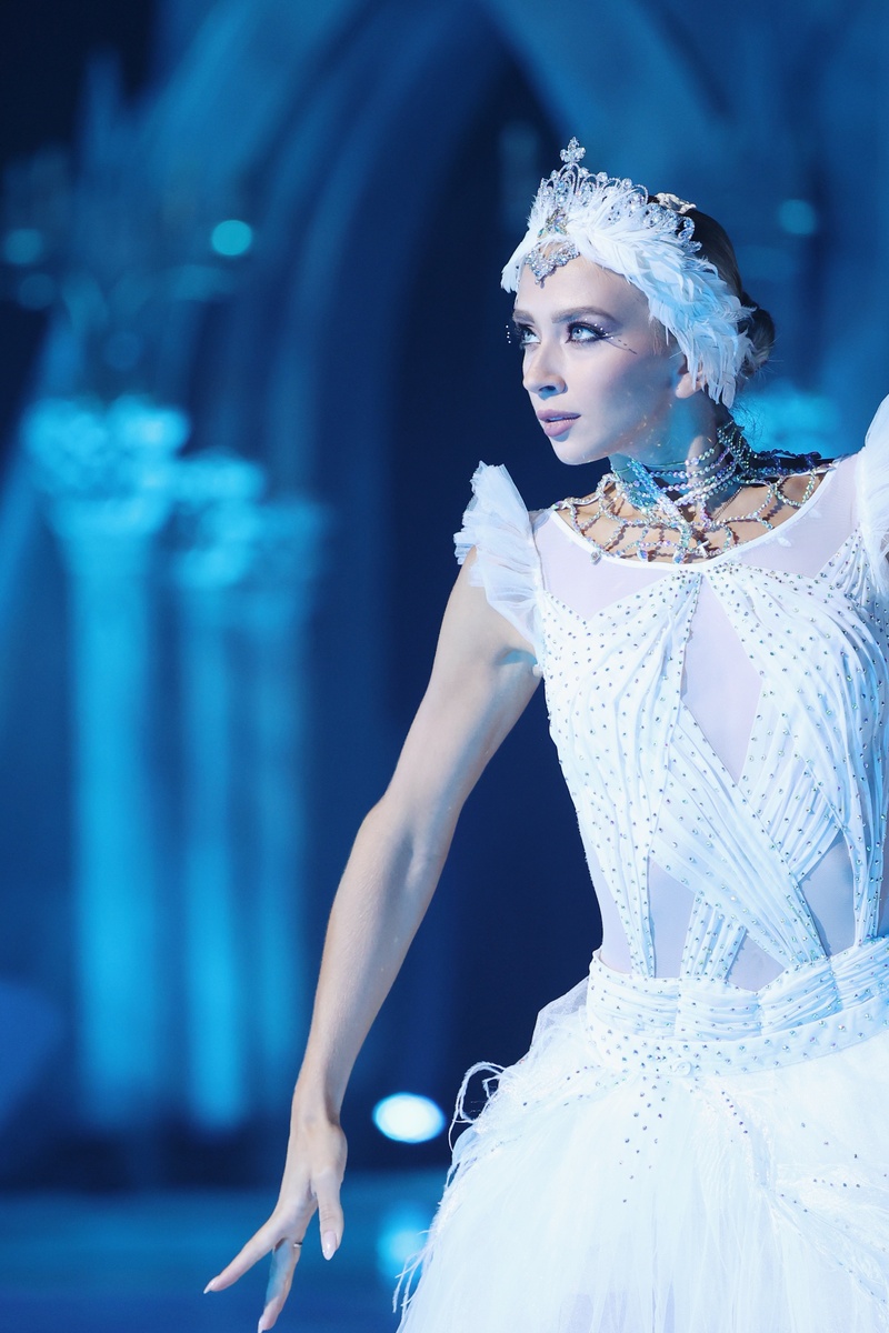     Балет на льду «Лебединое озеро»