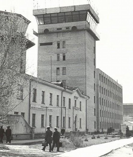 Новосибирск, здание АДП аэропорта Толмачево
