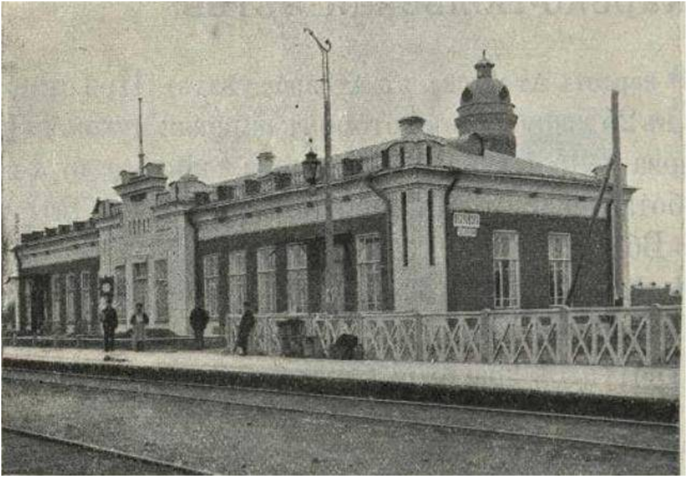 Саратовская область ул железнодорожная. Станция Петровск Саратовский. Железнодорожная станция Петровск. ЖД станция Петровск-Саратовский. Старый Петровск Саратовская область.