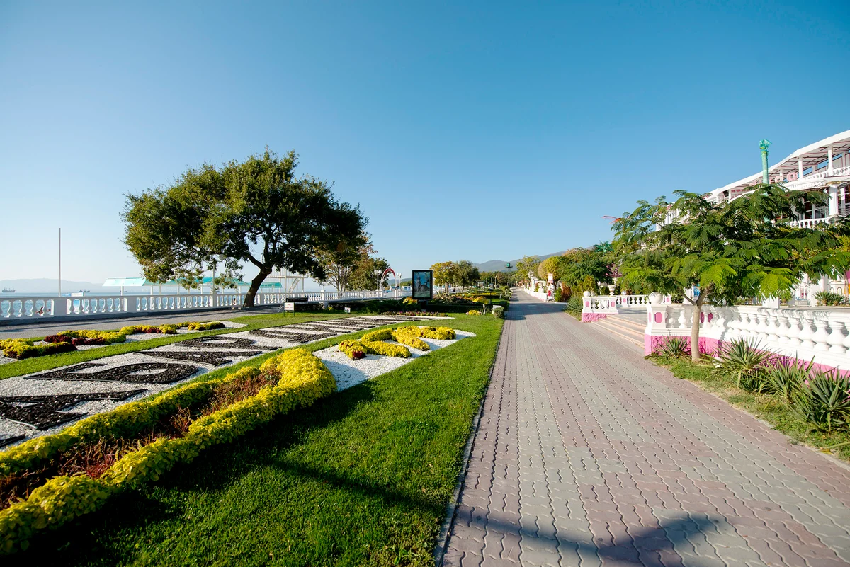 Набережная Кабардинки