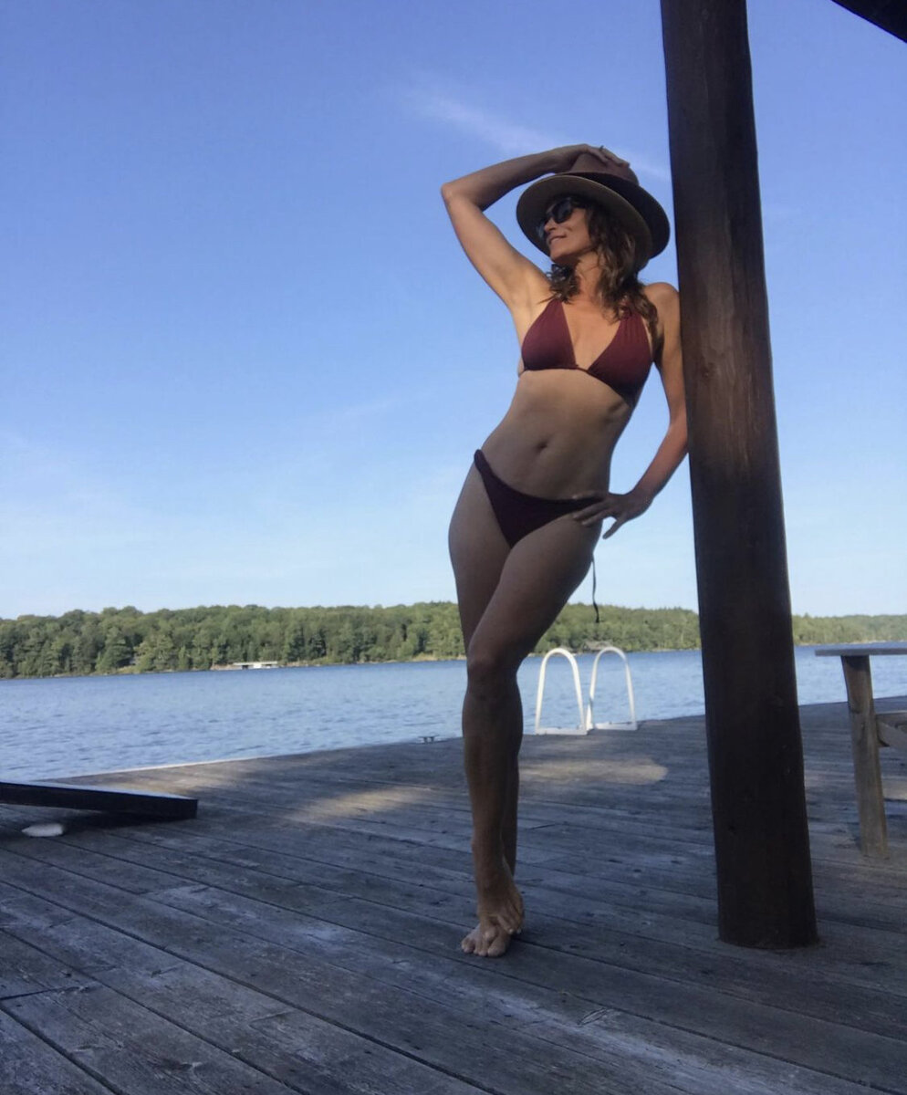    Синди КроуфордСоцсети