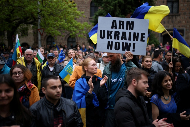 «Даём им суп»: Болгария решает, чем кормить беженцев с Украины