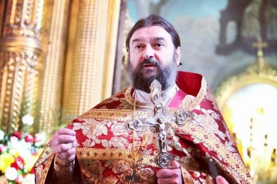 Андрей Ткачёв — протоиерей, писатель, проповедник, миссионер, телеведущий, блогер.
