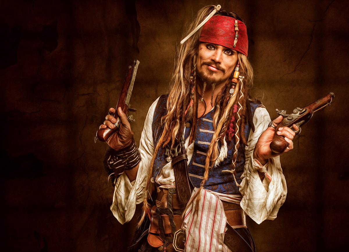Пираты мечтали. Пираты Карибского моря Джек Воробей. Пираты Карибского моря главный герой Джек Воробей. Кейт Ричардс пираты Карибского моря. Капитан Джек Воробей настоящий пират.