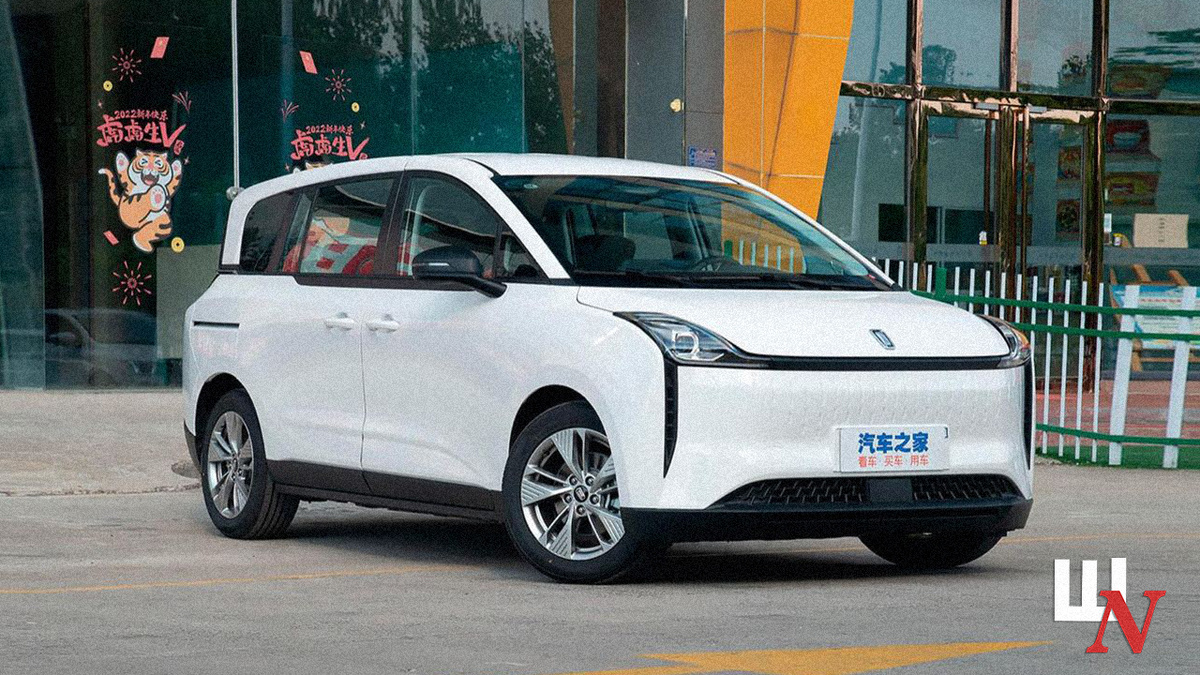 Модель электромобиля FAW