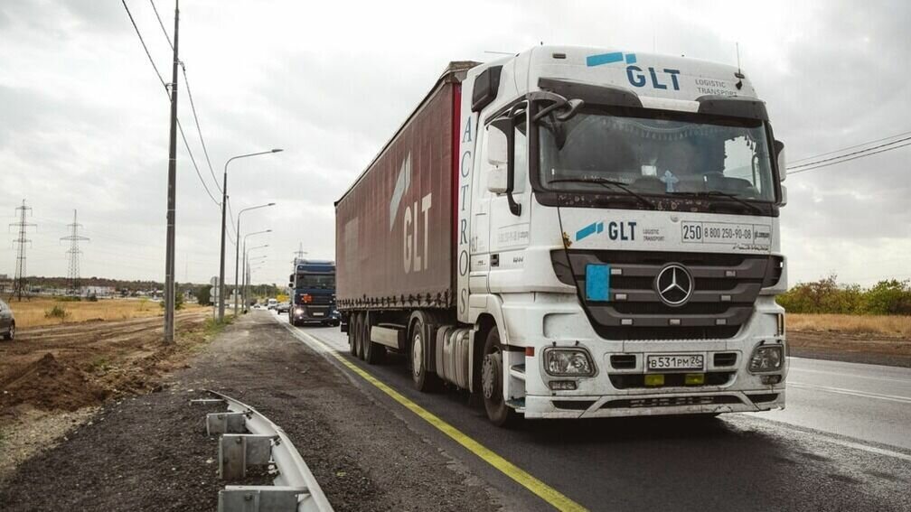     На рынке уже сейчас отмечается нехватка полуприцепов-рефрижераторов для автотранспорта, в которых возят продукты питания, лекарства и другие товары, требующие низких температурных режимов.