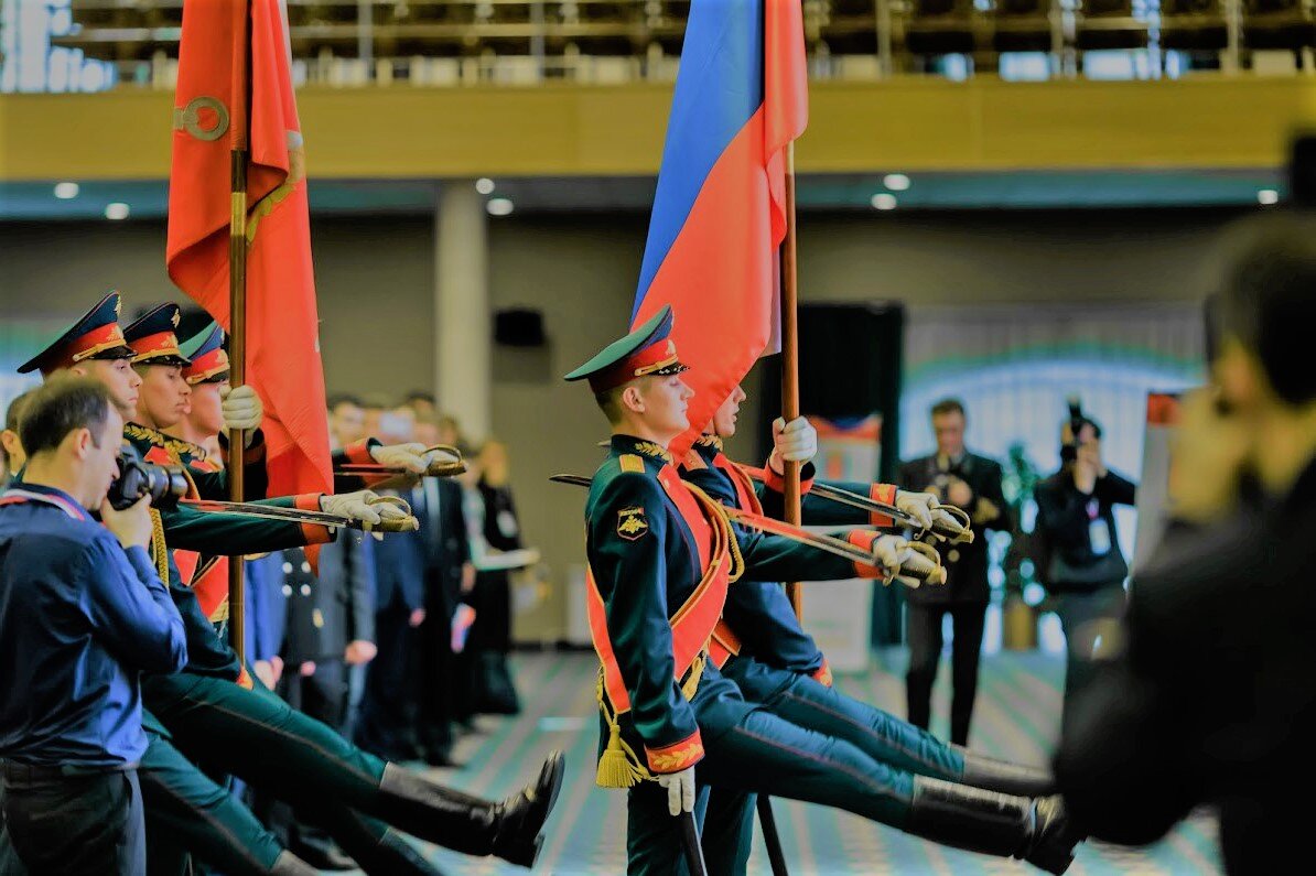 Патриоты современности россии. Патриотическое воспитание молодежи. Патриотизм молодежи. Современные Патриоты. Современный патриотизм.