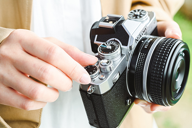 Ретроградная мономания. Nikon решил продолжить историю Df и выпустил безеркалку Z Fc0