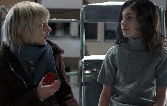 shot from "Låt den rätte komma in"/2008/Tomas Alfredson/kinopoisk.ru