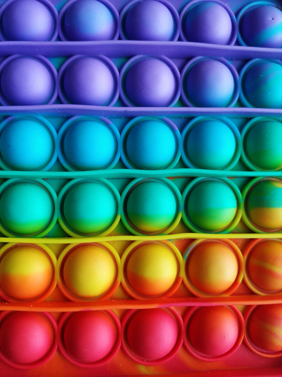 Популярные сейчас pop-it