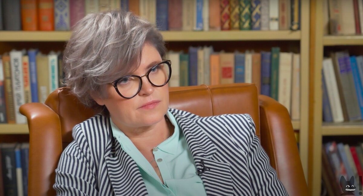 Авдотья Смирнова поделилась подробностями личной жизни, Кадр из нового выпуска Ютуб-шоу "Осторожно: Собчак"