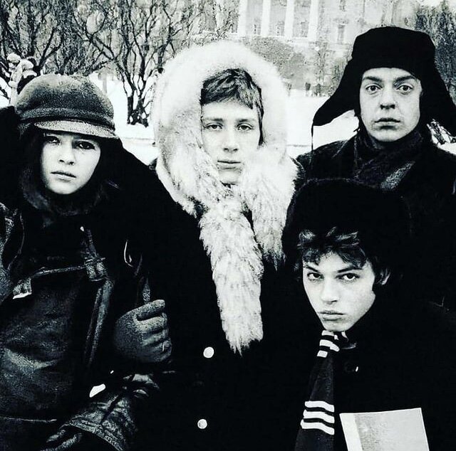 Андрей Краско, Валерий Кухарешин, Александра Яковлева, Игорь Скляр. (1975)