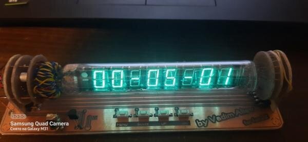 
Часы на ИВ-18