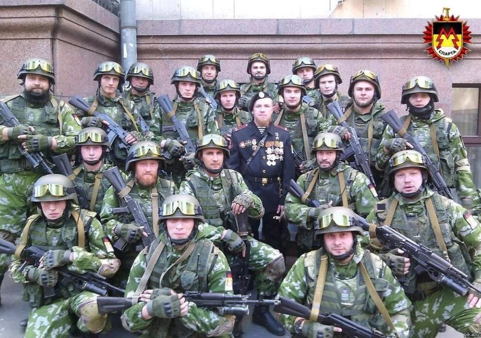 Батальон "Спарта". Здесь еще командир Арсен Павлов, уроженец г. Ухта, отдавший свою жизнь за независимость ДНР. Где Донецк и где Ухта? фото из открытого доступа. 