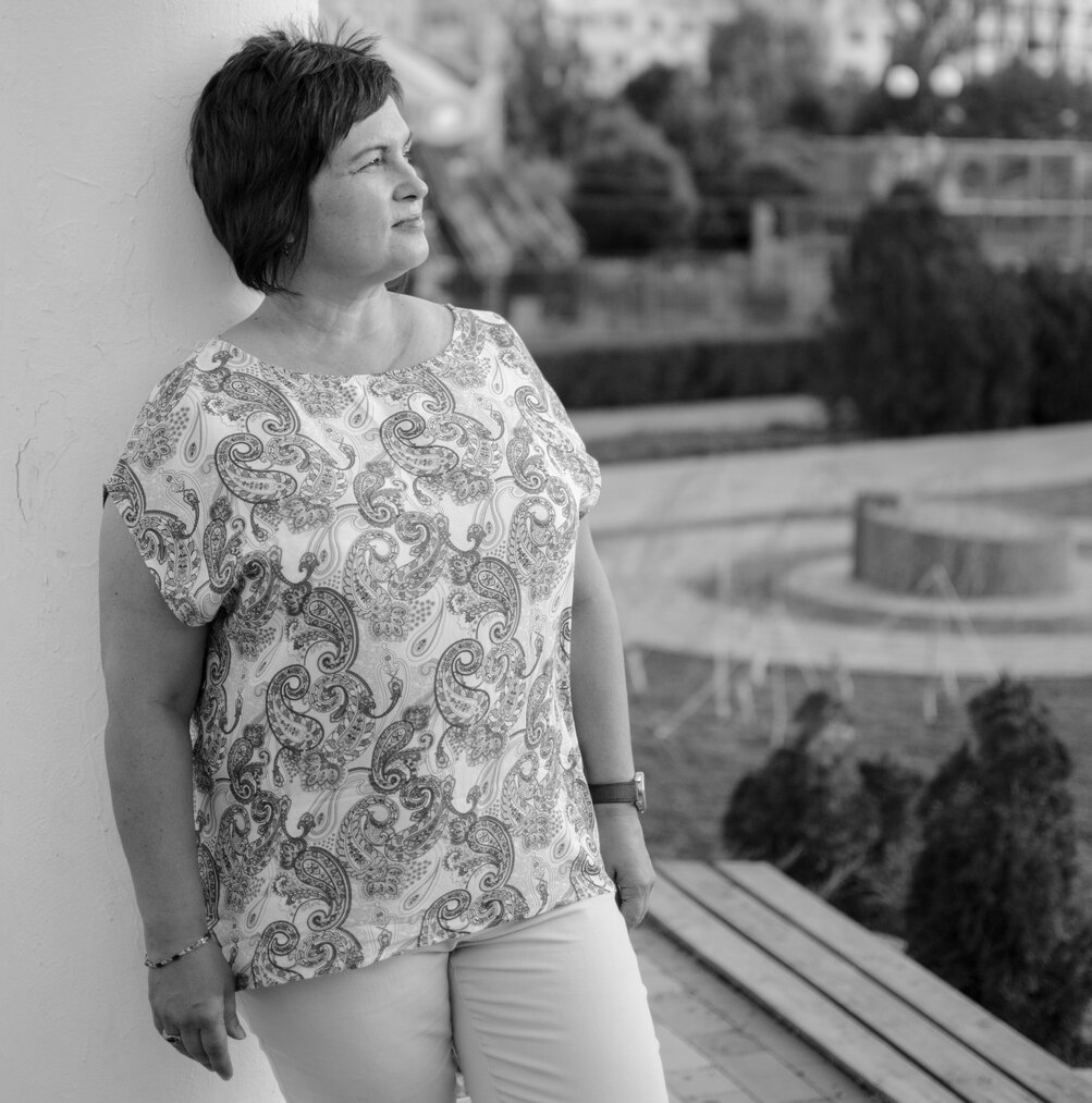 Необходимо останавливаться и слушать жизнь .