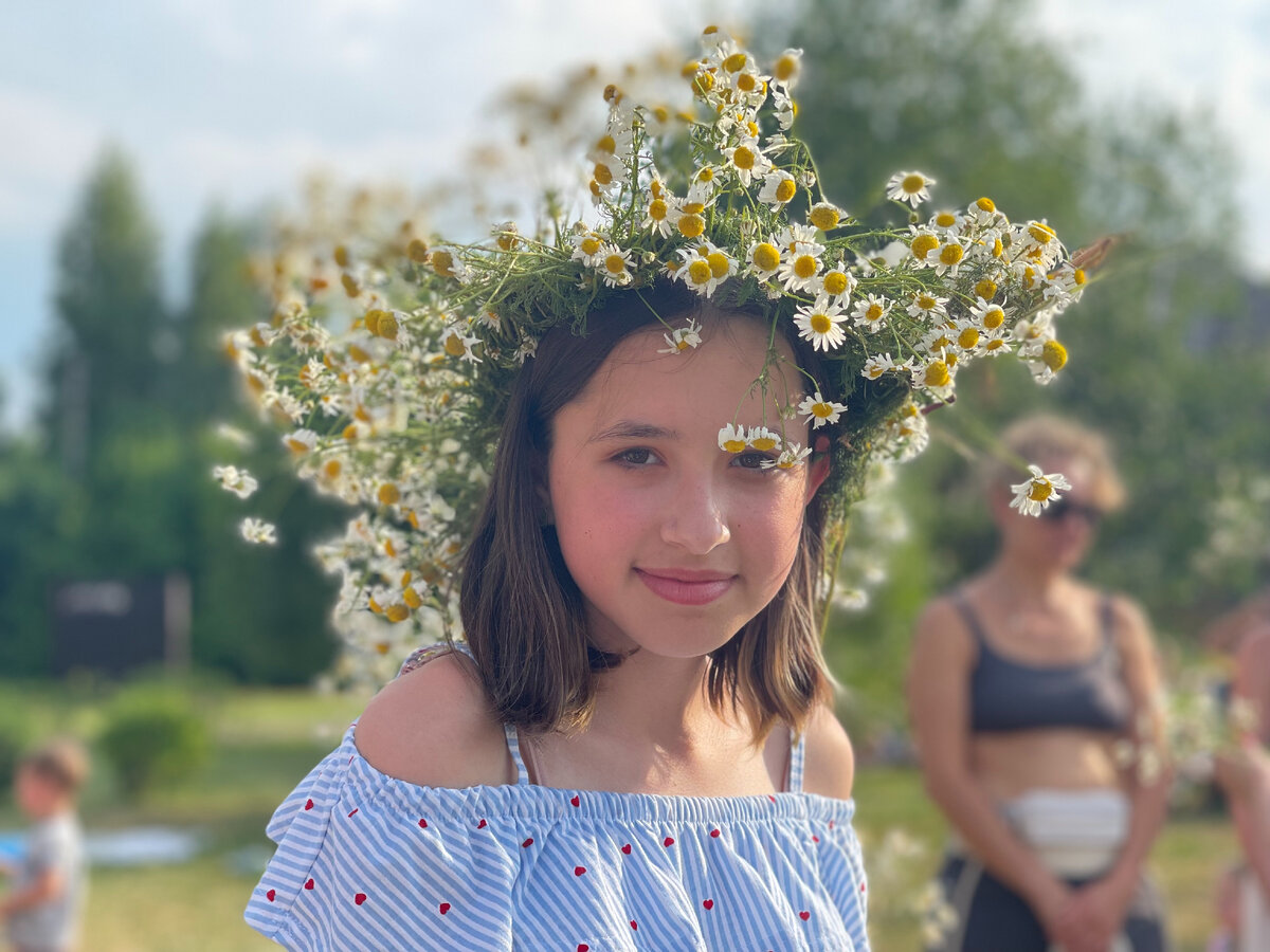 Плели веночки