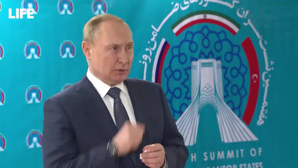 Путин объяснил, почему в Европе растут цены на газ. Видео © LiFE
