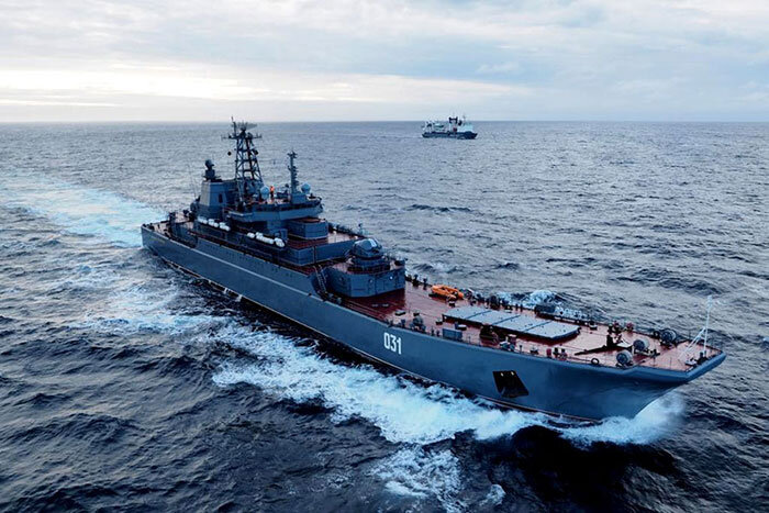 БДК «Александр Отраковский» пр.775 в море