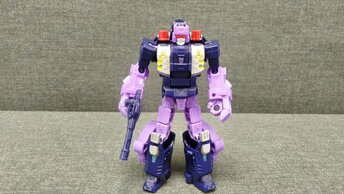 Обзор трансформера Terrorcon Blot - Deluxe class - Power of the Primes. Музей Р-ТФ.