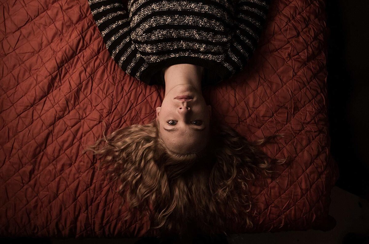 Кадр из фильма "Дитя тьмы" 2017 года