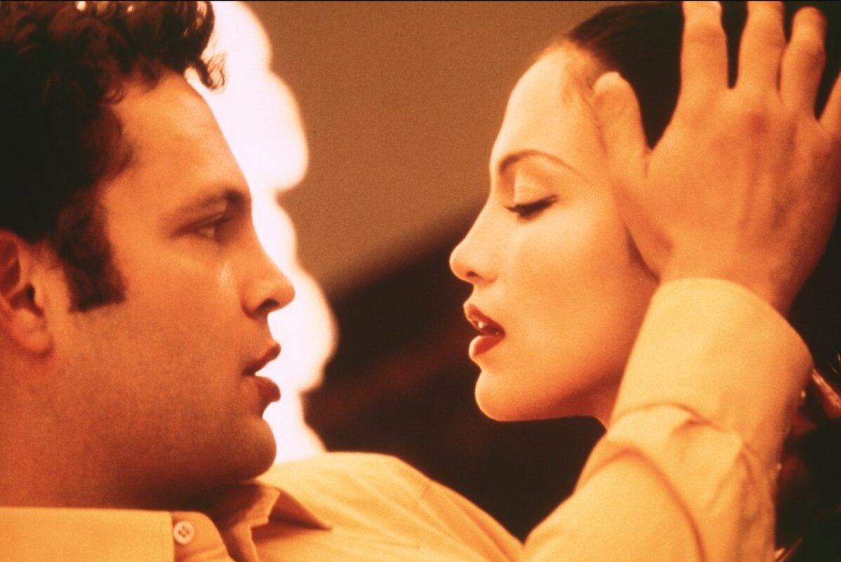 Винс Вон и Дженифер Лопес, "Клетка", 2000. kinopoisk.ru