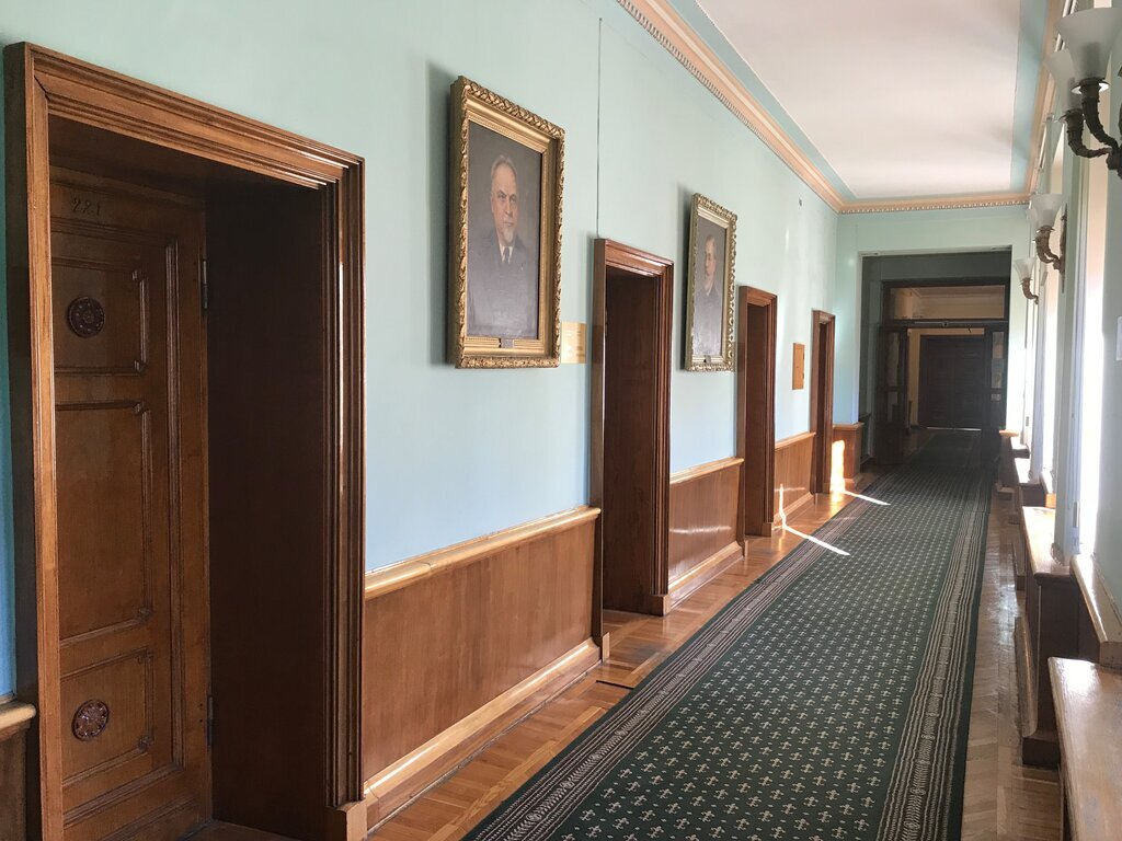 Сивцев вражек поликлиника 1. Сивцев вражек поликлиника управления делами. Поликлиника управделами президента сивцев вражек. Москва, пер. Москва переулок сивцев вражек 26 28.