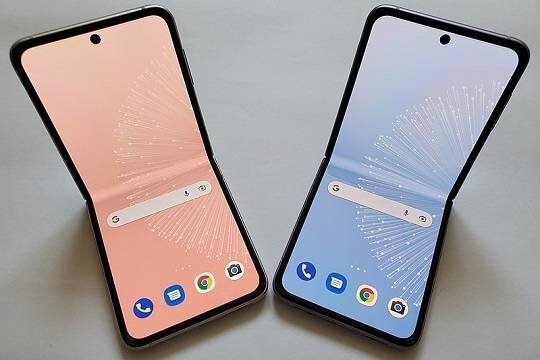   Эксперты спрогнозировали будущее складных смартфонов