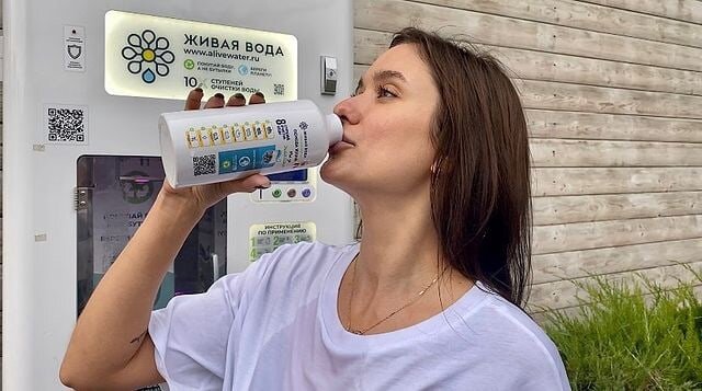 Поддерживать водный баланс в организме можно водой из аппаратов «Живая Вода».