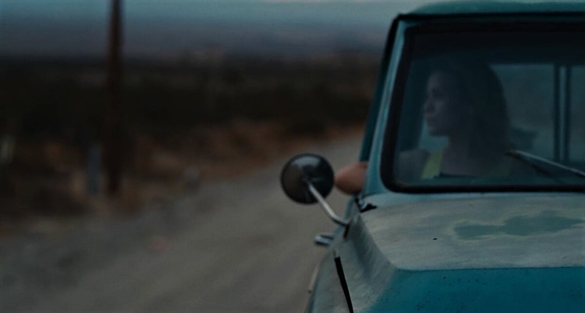 Скриншот из фильма "Girl in the Picture".