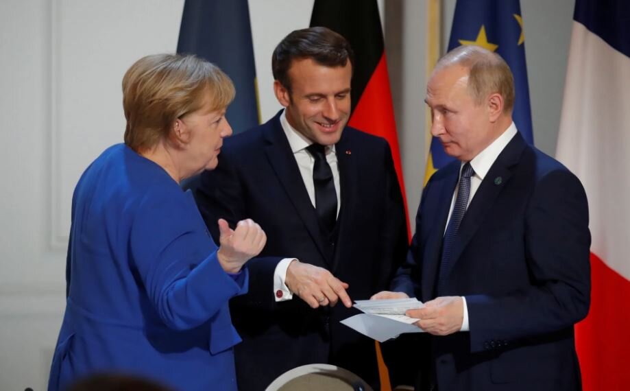 Путин с «друзьями» – Меркель и Макроном (иллюстрация из открытых источников)