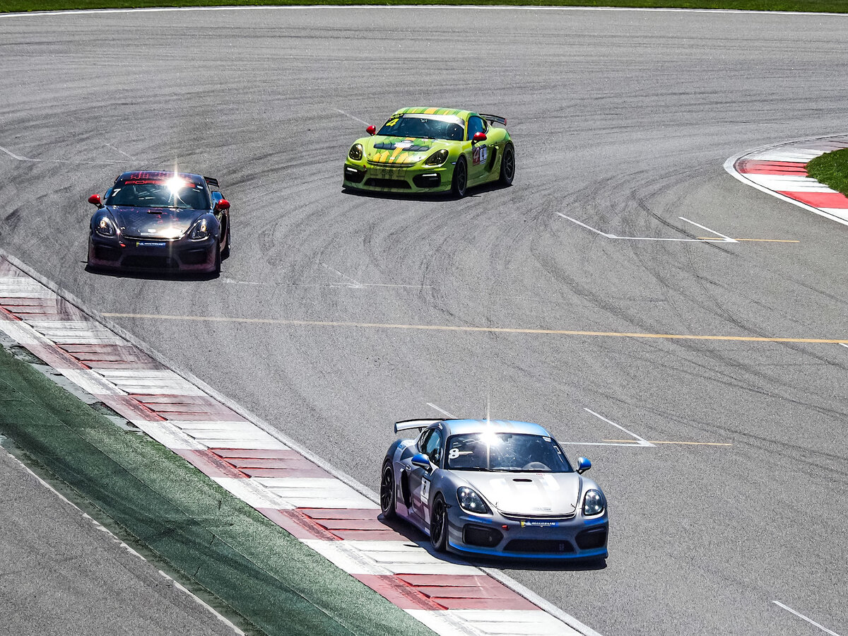 И зрелищно, и бесплатно, но зрители все равно по домам сидят. Посетил  Porsche Challenge на Moscow Race Way | РЯБИНИН | ФОТОПУТЕШЕСТВИЯ | Дзен