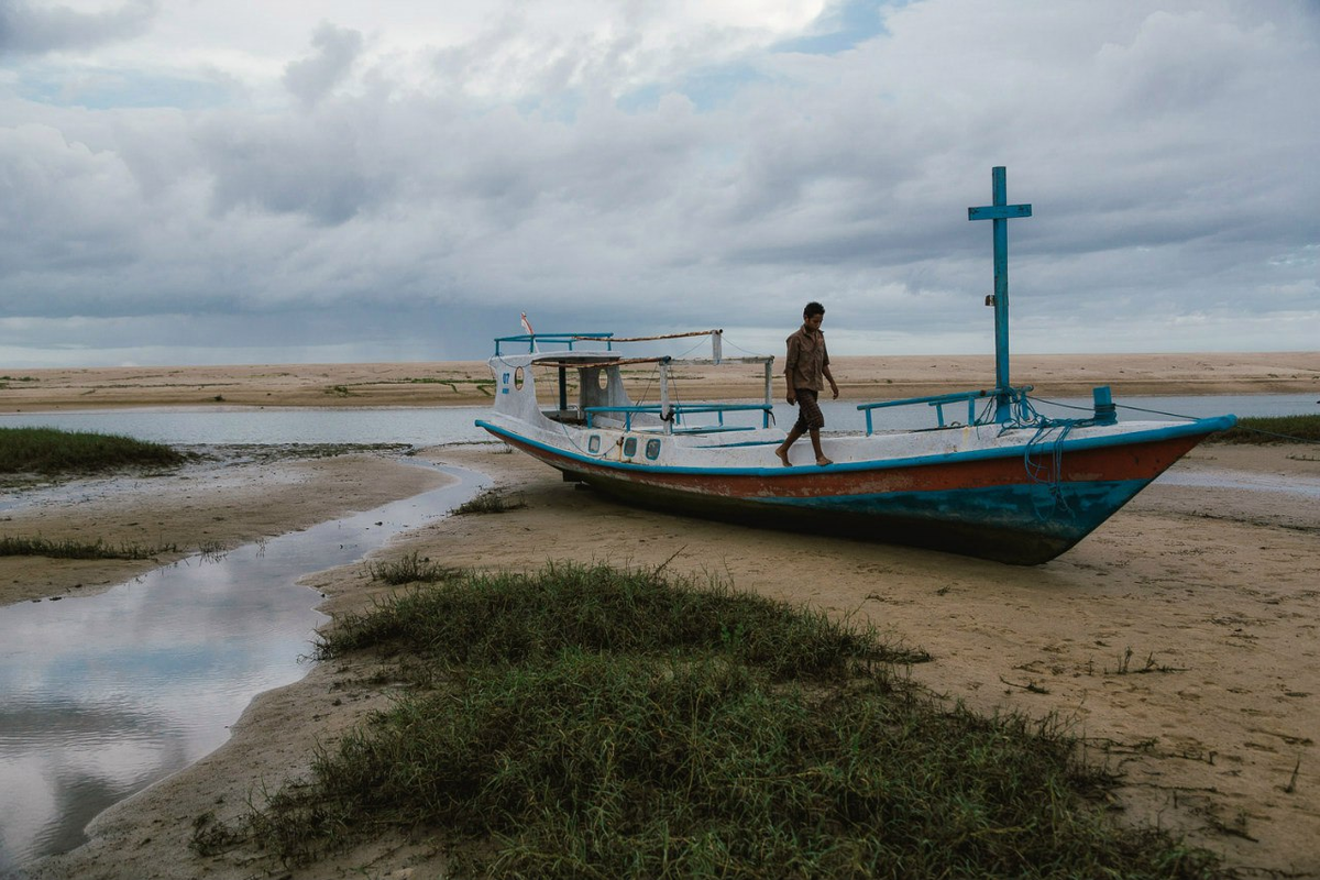 Porter Yates||Indonesia