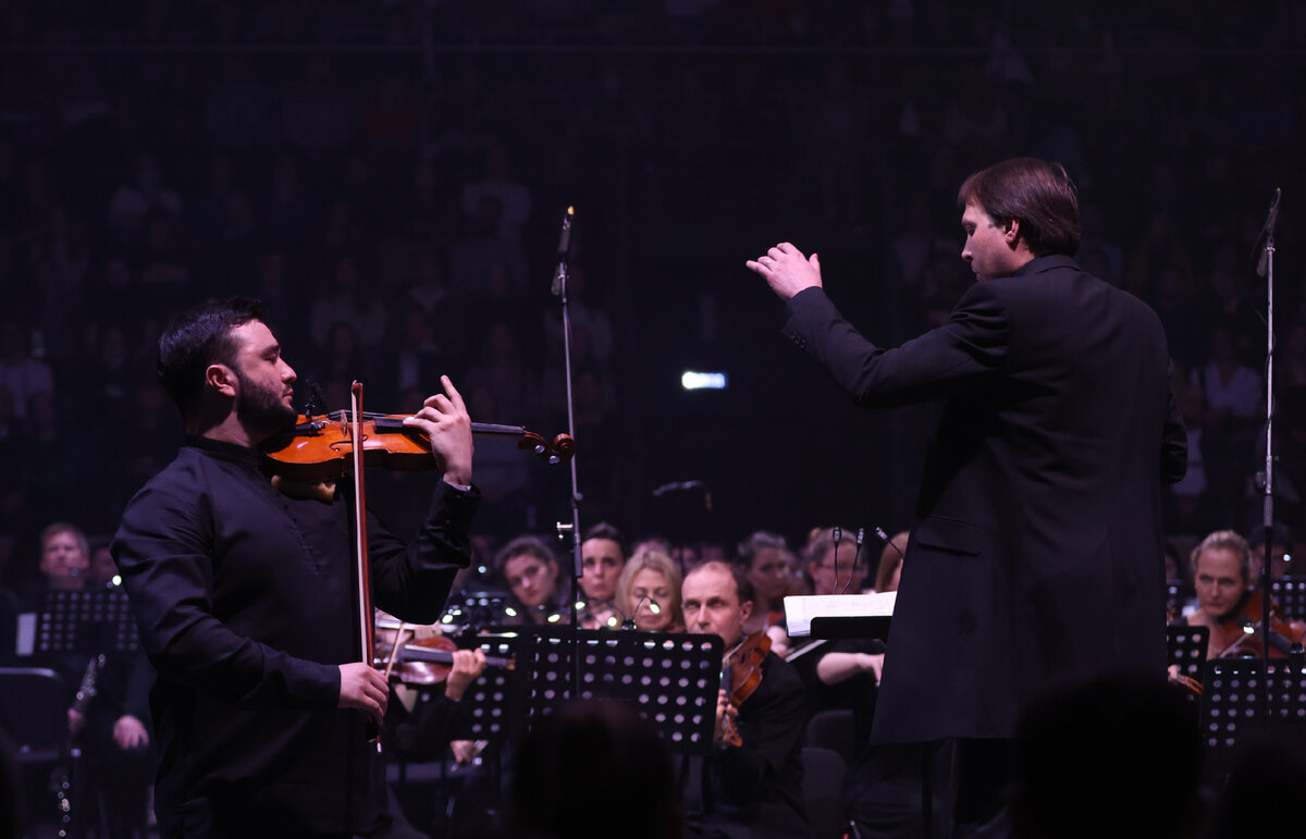 тинькофф арена cinema orchestra medley. Cinema medley 2 империал оркестра. Orchestra medley. ханс циммер империал оркестр. концерт синема оркестр медли спб.