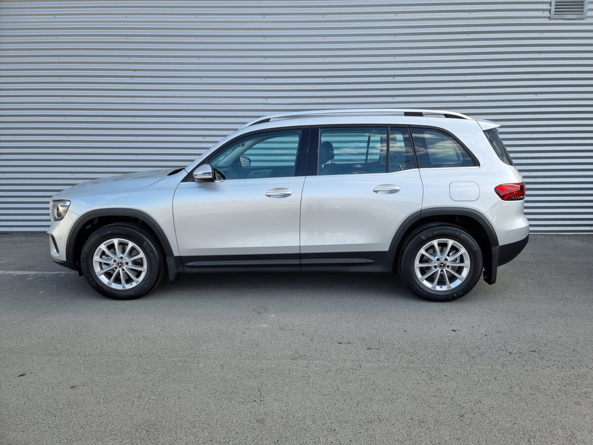 Mercedes-Benz GLB. Источник иллюстрации - auto.ru