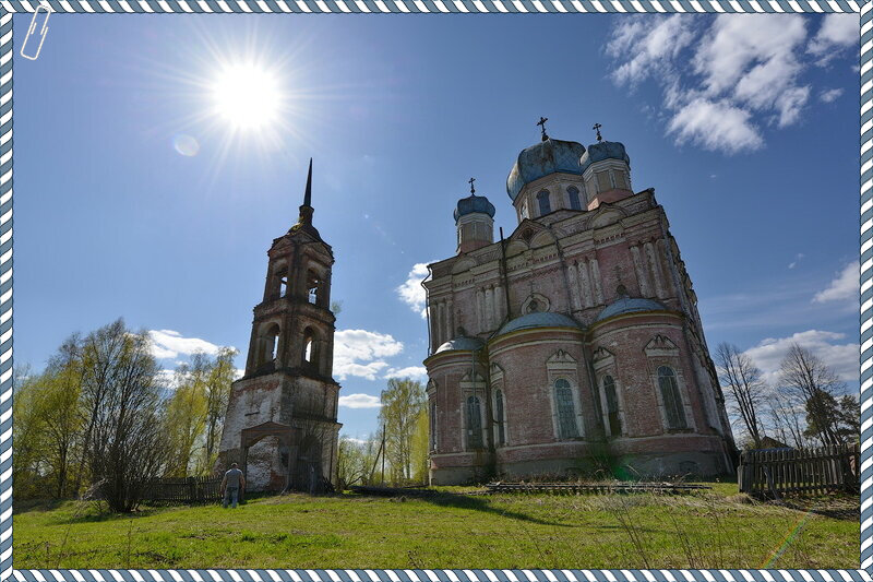 Село Словенка, Костромской области и пострадавший от богоборческой власти старинный храм, место обретения иконы.