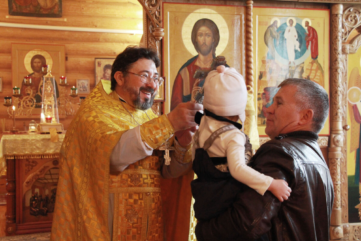 #Ересь Иконоборческая в Городе Орле# Преображенский храм село Калинино города Орловская область Орловская и Болховская Митрополия  Догмата о иконопочитании Святую Чашу чевствовати лобзанием и почтительным поклонением после причастия