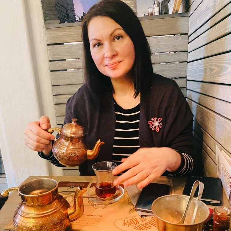 В кафе "Бардак" на Маросейке.