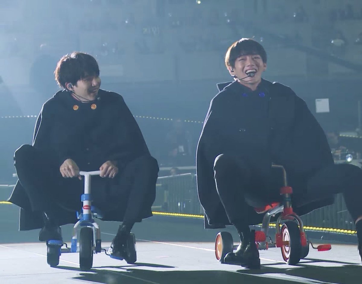 BTS 3rd Muster 'ARMY ZIP +' (2016)