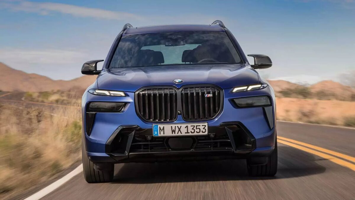 BMW показала обновленный X7. Фар стало больше, решетка радиатора прежних  размеров | Открытие | Авто | Дзен