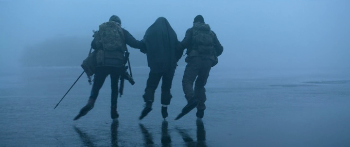 Кадр из фильма "Черный краб" (2022)