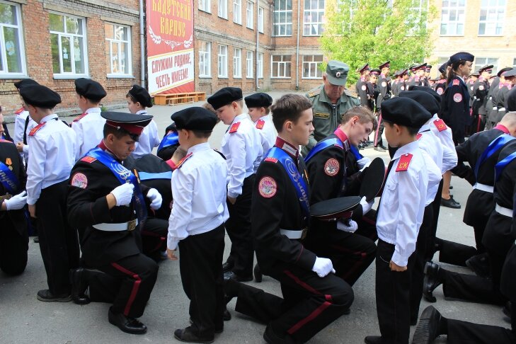 Последний звонок в Сибирской кадетском корпусе📷

