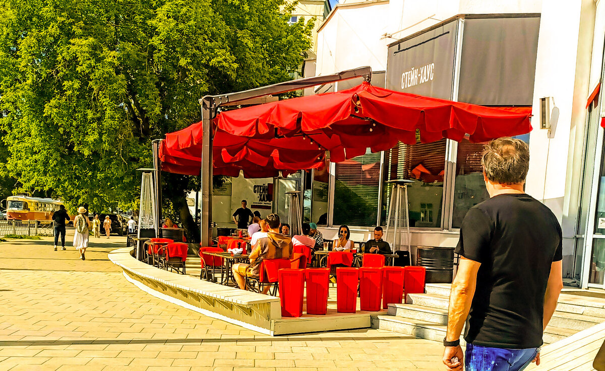 Ресторан SteakHouse, г.Екатеринбург, гостиница "Исеть", пр-т Ленина,69/1