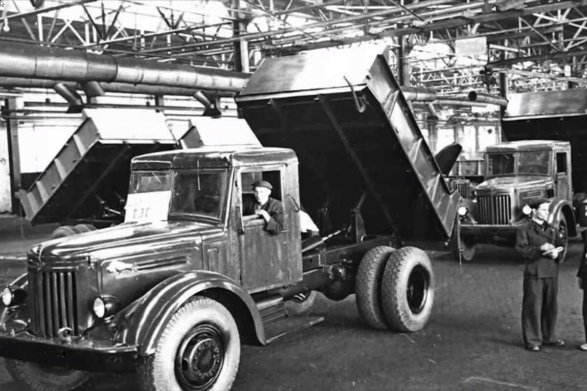 Советский автопром