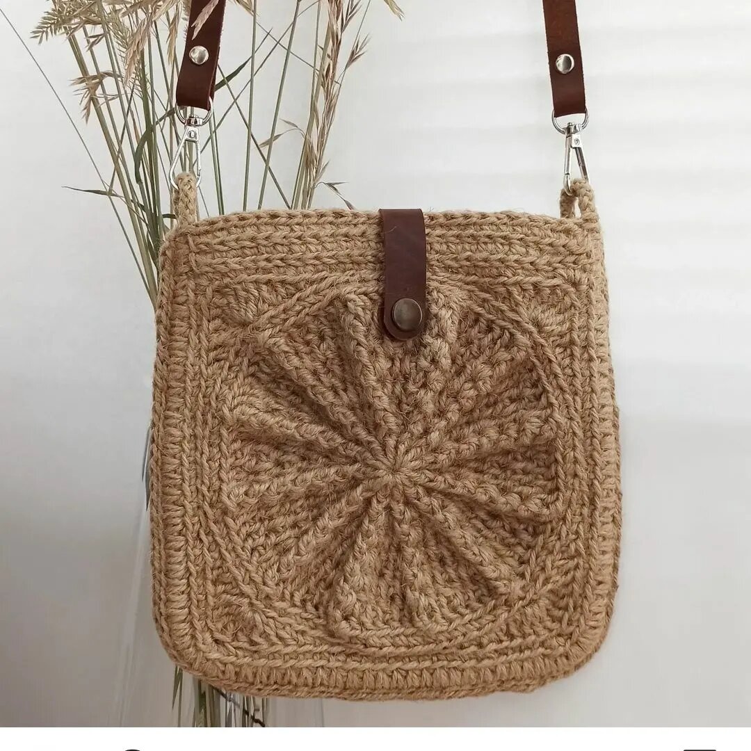 Вдохновение...🌺🤔🤩
Я всегда  вдохновляюсь работами других мастериц😍
Посмотришь  искусно сделанные  работы- и хочется так же или даже лучше!!!💯💥
В ленте работы Галины @ambar.dec 
Она мой вдохновитель, благодаря её работам я стала вязать из джута❤
#марафонsofistyle,#марафонsofistyleдень28,#джутовыйдекор ,#джутоманиямарафон ,#связанонабайкале ,#связаноназаказ ,#связанослюбовью ,#джут,#джутовыекорзинки
,#джутовыеавоськи ,#джутовыесумки ,#подаркисвоимируками ,#подаркиродным ,#подаркиучителям