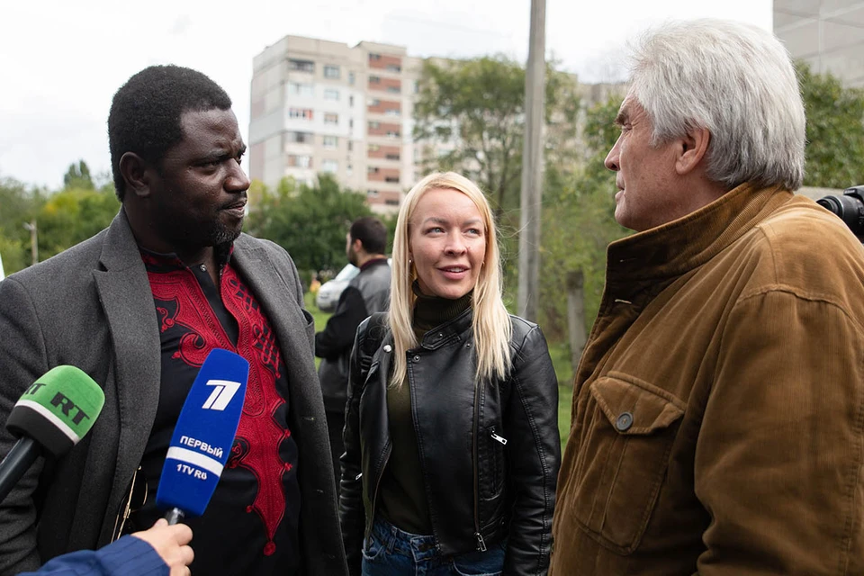 Международные наблюдатели из Бразилии, Нидерландов и Египта приехали в ЛНР для работы на референдуме