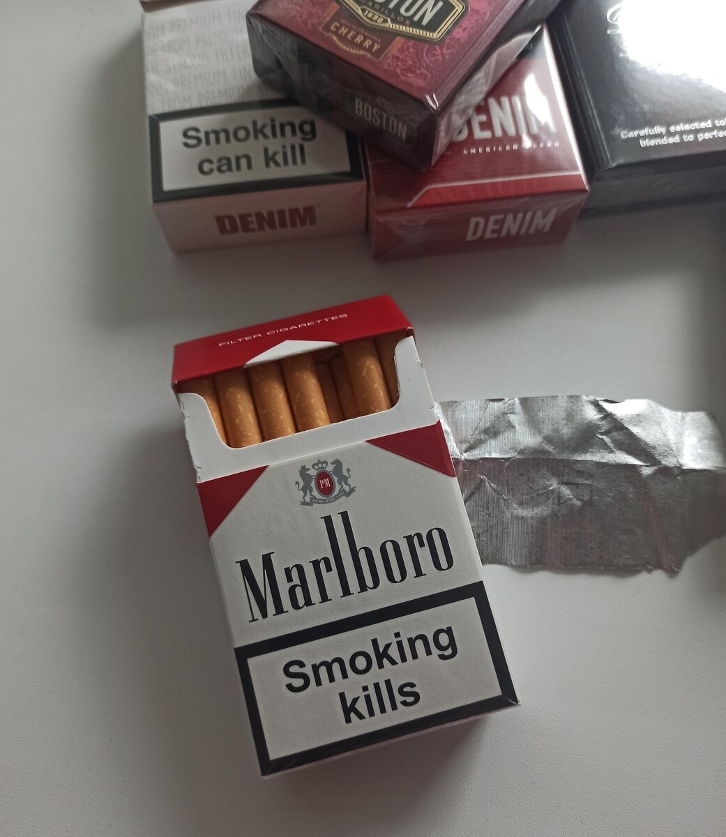 Marlboro Red РљРђРњРђР—