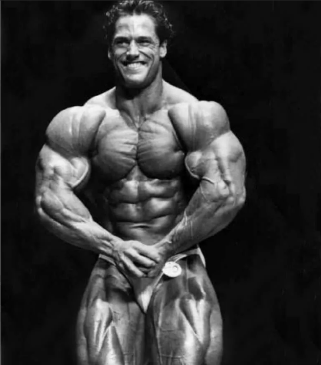 Бодибилдеры 90
