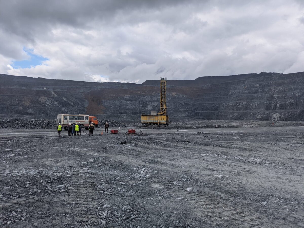 Работа буровой установки