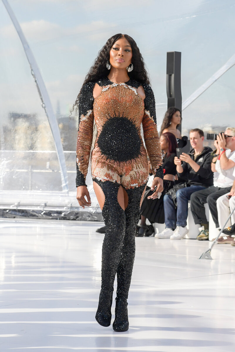    Наоми Кэмпбел на показе Alexander McQueen Fotobank / Getty Images