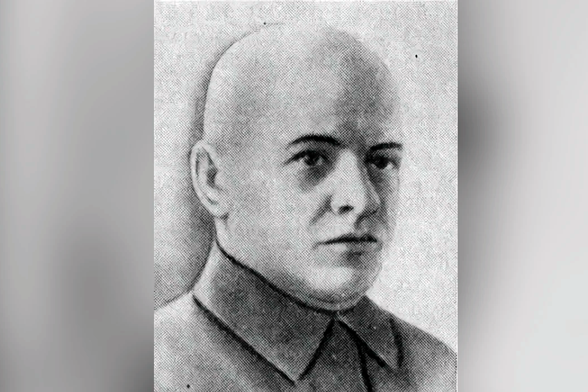 Яков Охотников